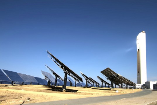 solar-tower-power-plant-537x358