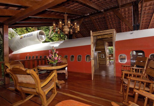 boeing-727-is-transformed-into-hotel-suite-in-costa-rican-designboom-05