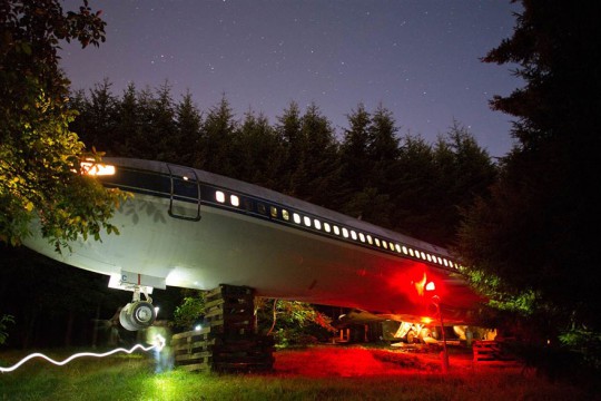 retired-boeing-727-recycled-home-bruce-campbell-11