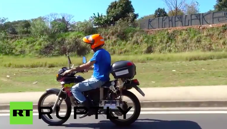 1リットルの水で500kmを走る ブラジル人発明家が作ったバイクが未来的 トジョウエンジン