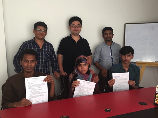 次のマヒン を目指す若者たちの写真