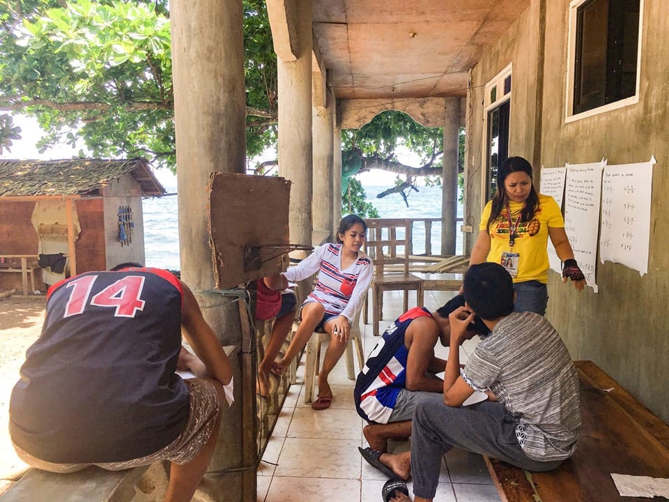 【フィリピン・カミギン島】カミギン島が抱える教育の難しさ